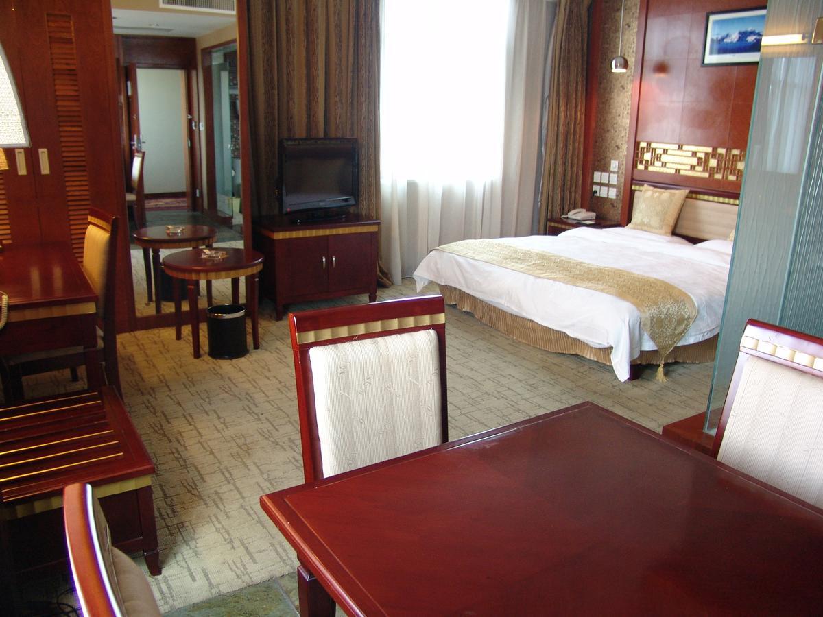 Kunming Golden Spring Hotel Luaran gambar